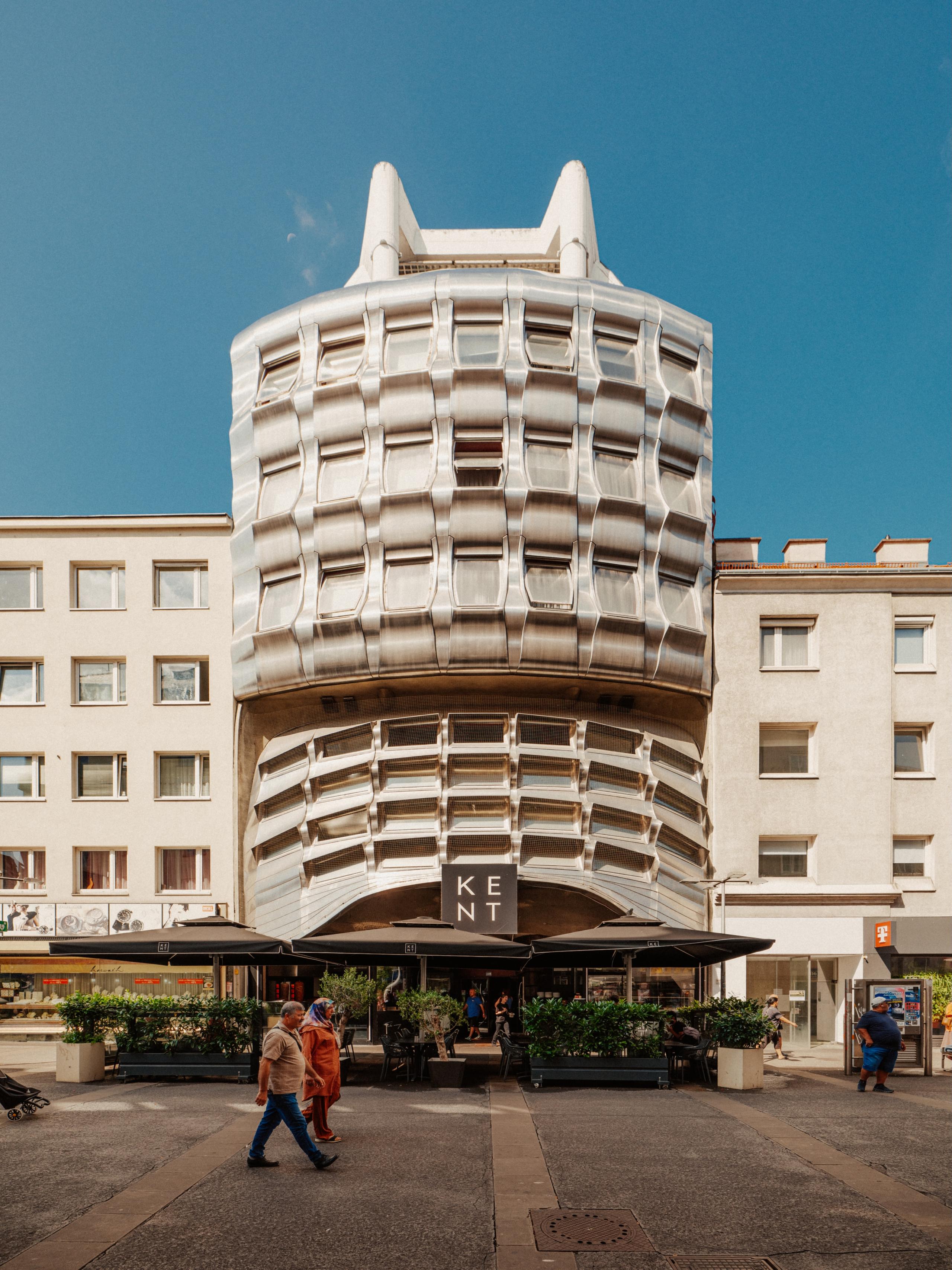 Exterior view of the Domenig House