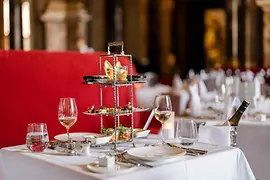 Festliches Dinner in der Kuppelhalle des Kunsthistorischen Museum