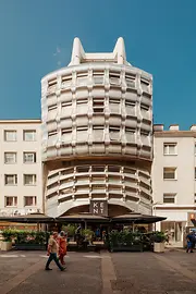 Exterior view of the Domenig House