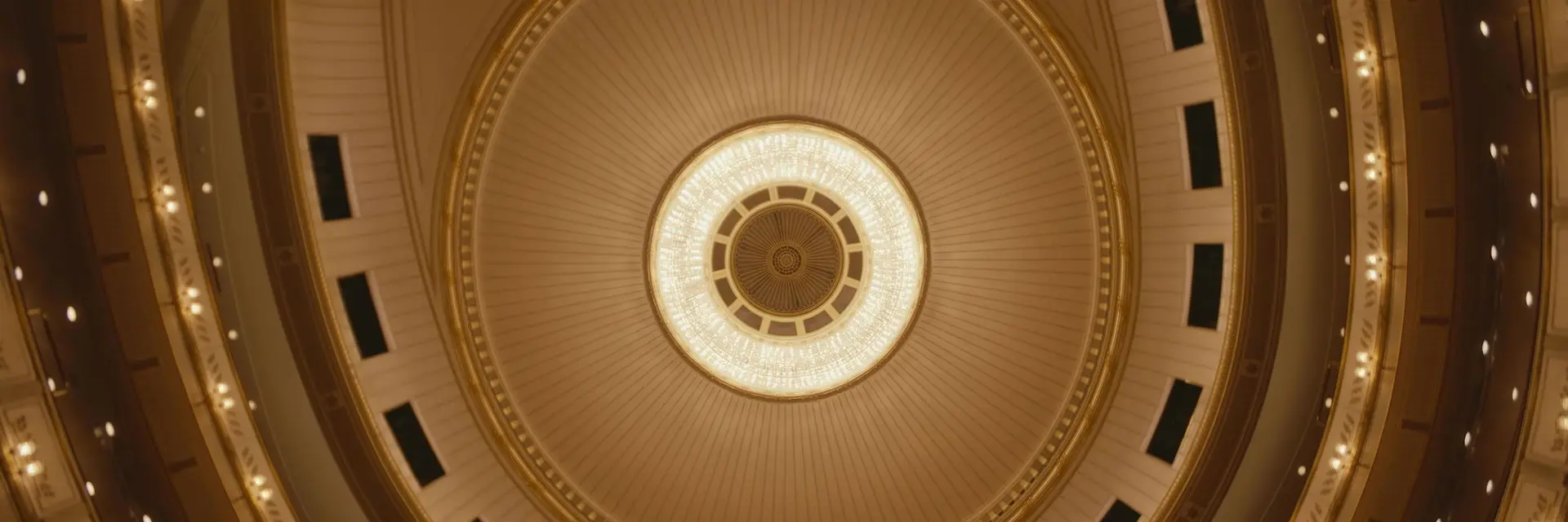 Headerbild aus Video zu Gold Noise