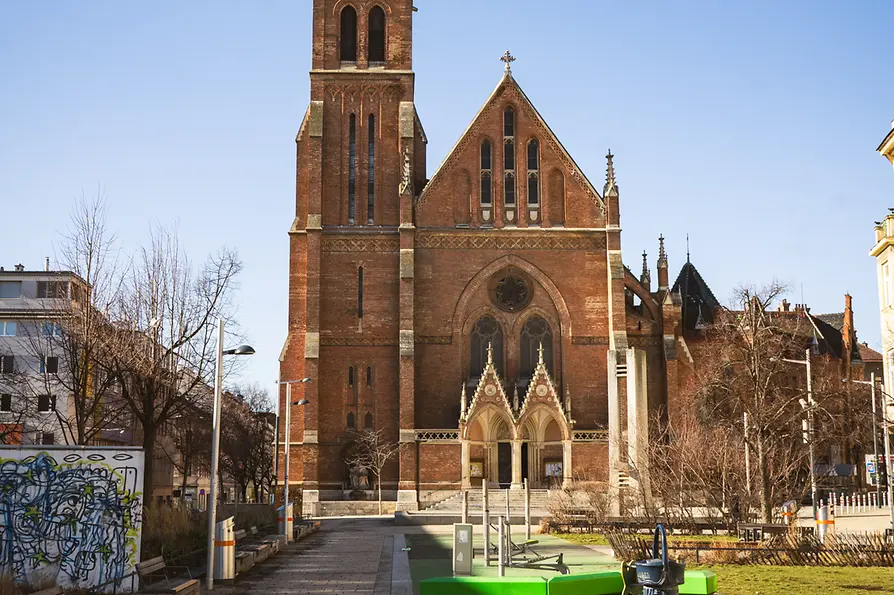 Die katholische Kirche Rudolfsheim am Kardinal-Rauscher-Platz