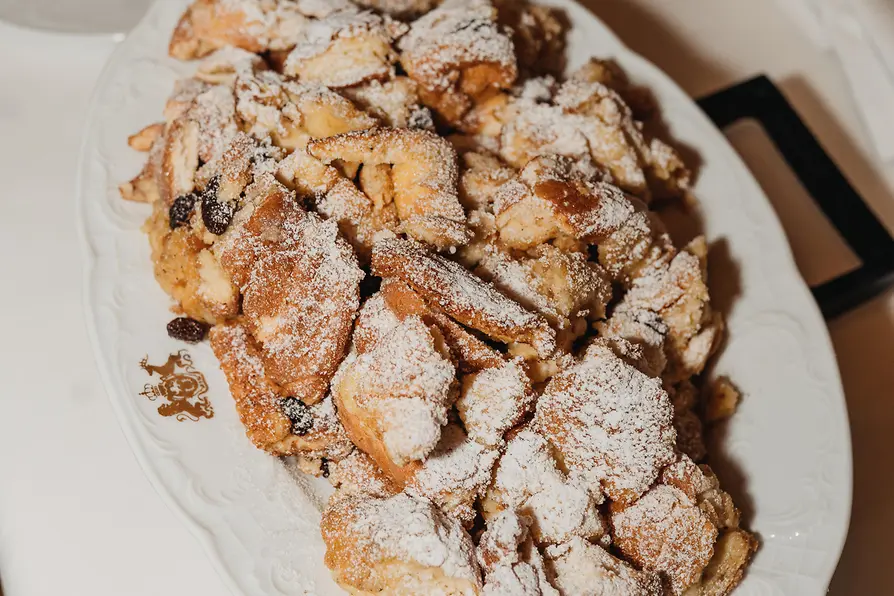 Teller mit Kaiserschmarrn