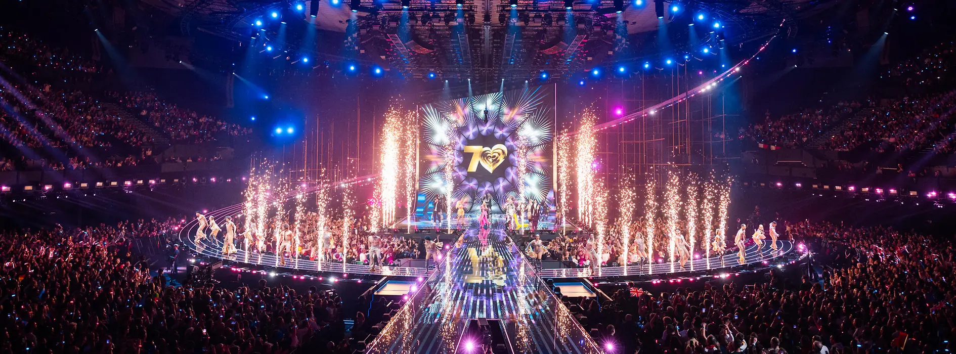 Eurovision Song Contest 2026 in Wien, Finale in der Wiener Stadthalle, Feuerwerk auf der Bühne