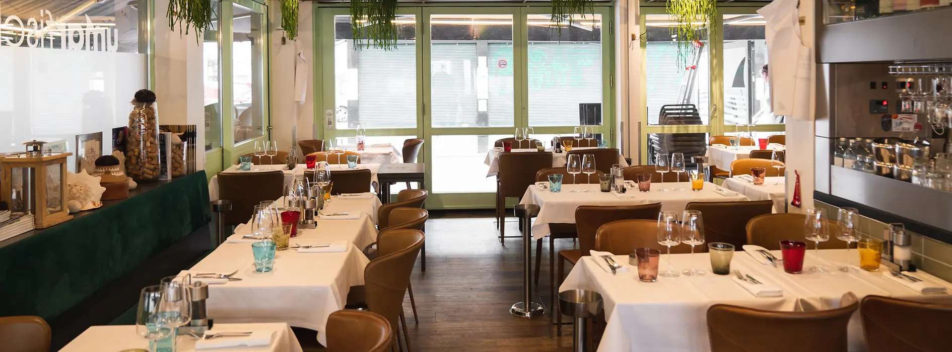Restaurantul Omar, vedere din interior