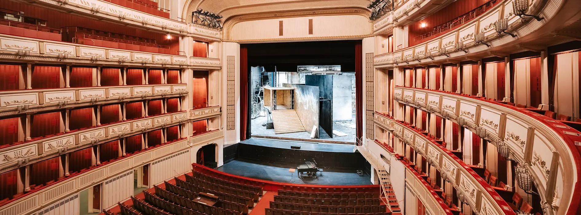 Théâtre, intérieur