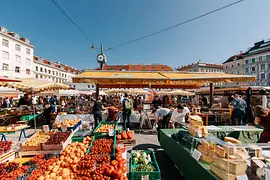 Karmelitermarkt