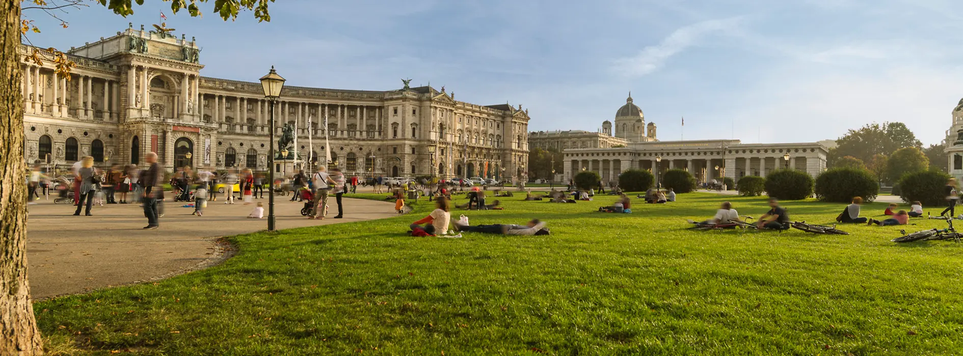 A Hofburg a Heldenplatzon 