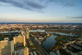 Blick auf die Donau von oben