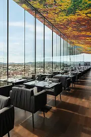 The Loft, restaurante con vistas nocturnas de Viena