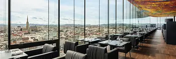 Il Loft, ristorante con vista su Vienna di notte