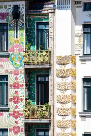 Wienzeile Jugendstil Fassade, Majolikahaus