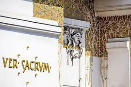 Scritta "Ver Sacrum" sulla Secessione