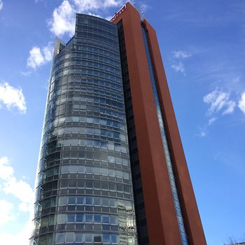 Exterior view of a skyscraper