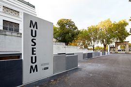 Eingang Bestattungsmuseum