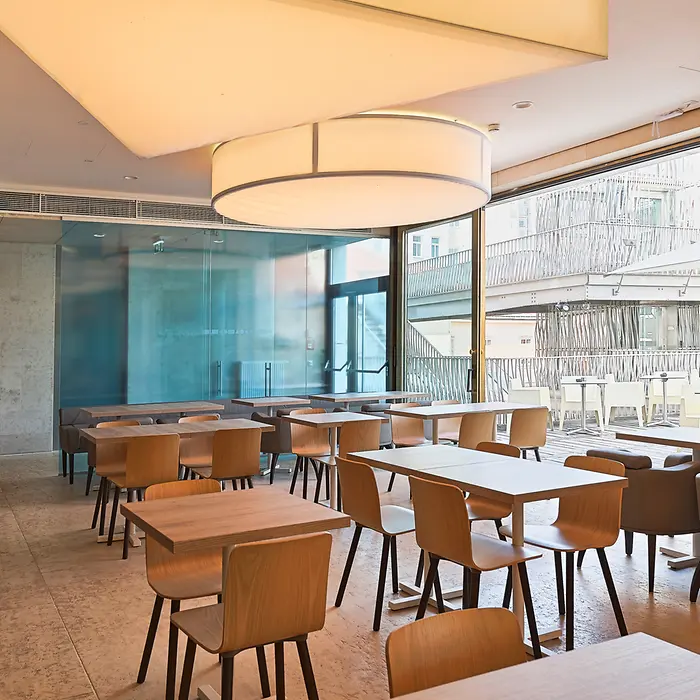 Café Leopold
