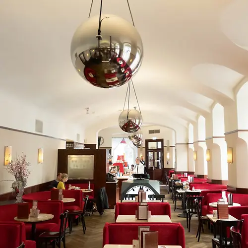 Café Museum, interior shot