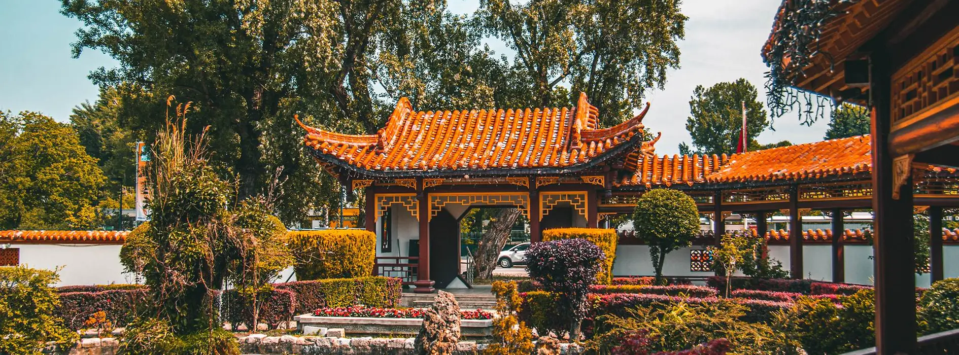 Китайский ресторан Sichuan, внутренний двор