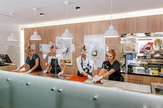 Producción de caramelos en la fábrica Wiener Zuckerlwerkstatt