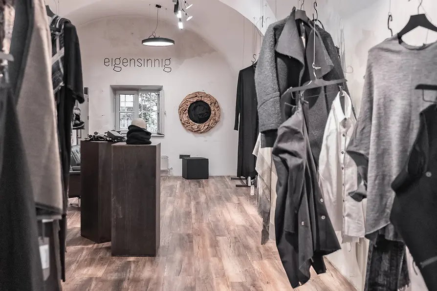 アイゲンシニッヒ・ショップ：店内