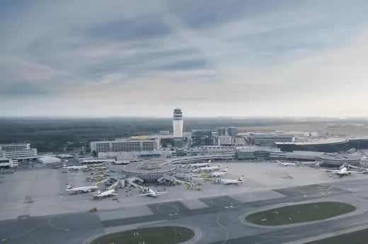 ウィーン国際空港シュヴェヒャート