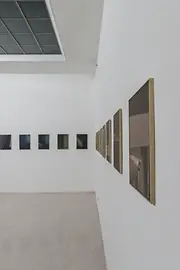 Vue intérieure de la galerie d'art