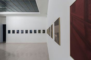 Vedere interioară a galeriei de artă