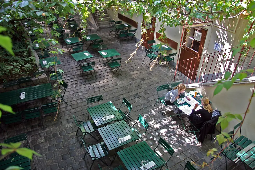 El terraza de la taberna Amerling