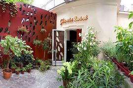 Ogród przy restauracji Glacis Beisl