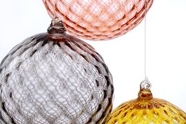 Стеклянные шары для рождественской елки
