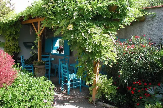 Greek garden in Kagran school garden