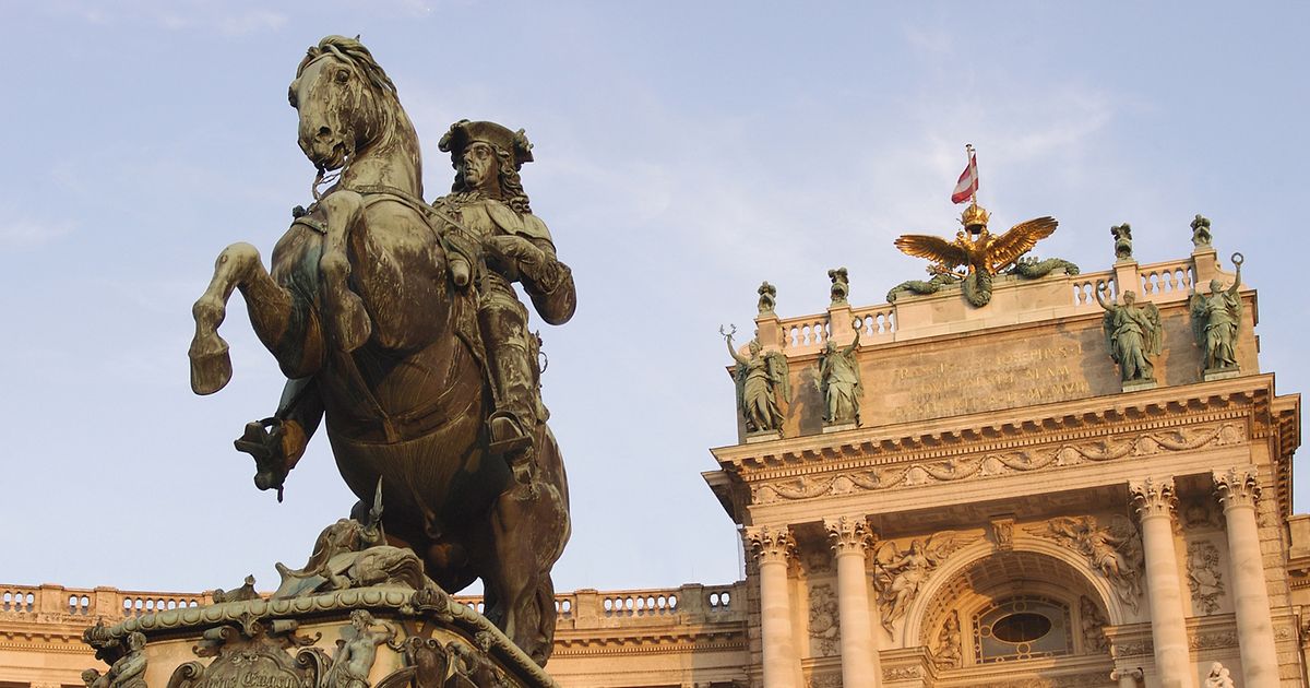 ホーフブルク王宮と英雄広場 - ウィーンの中心にある宮殿 - wien.info