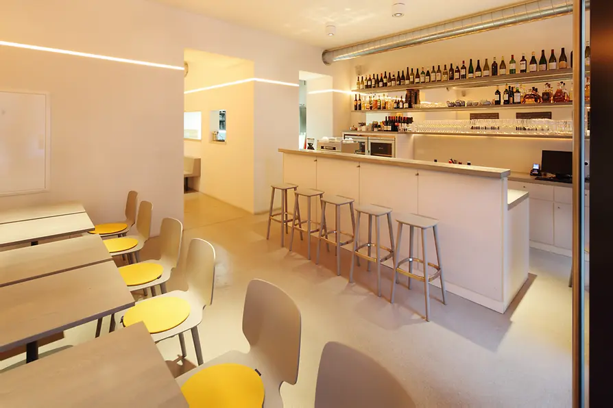 Intérieur du restaurant Kiang Wine & Dine