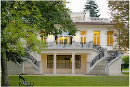 Nordansicht der Klimt-Villa
