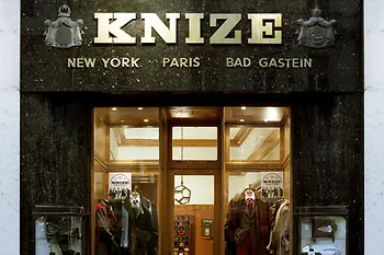 Portalul comercial al magazinului pentru bărbaţi, Herrenausstatter Knize