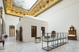 Sala de exposiciones en las colecciones expuestas del MAK – Museo Austriaco de Artes Aplicadas/Arte Contemporáneo