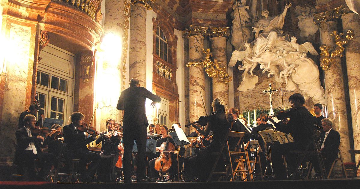 教会のコンサート ウィーン 今 いつまでも