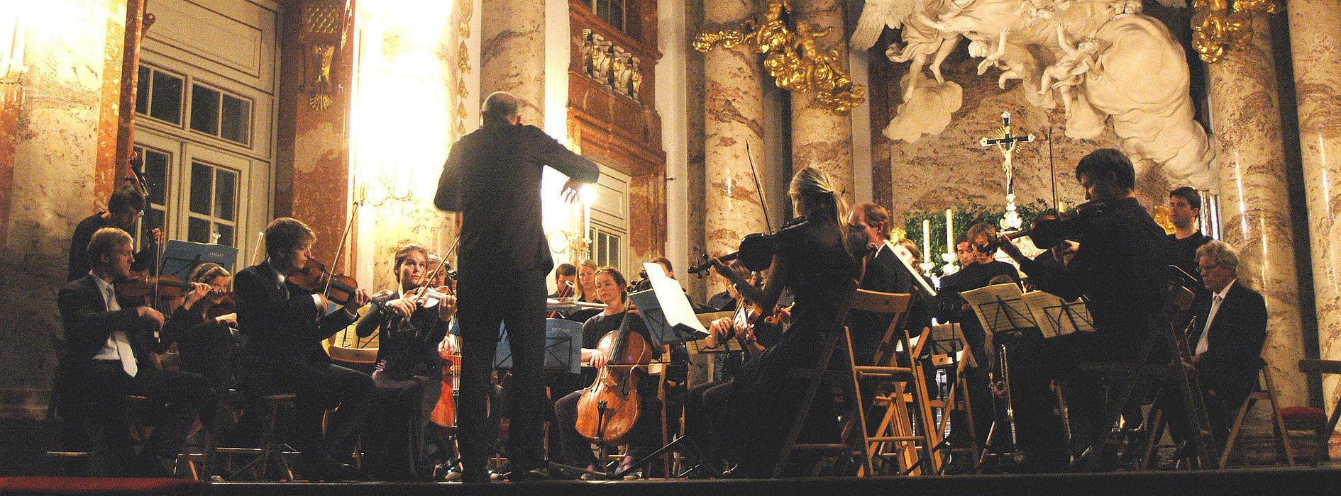 Orchester 1756 konzertiert in der Karlskirche
