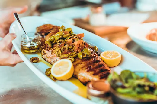 Comer del plato