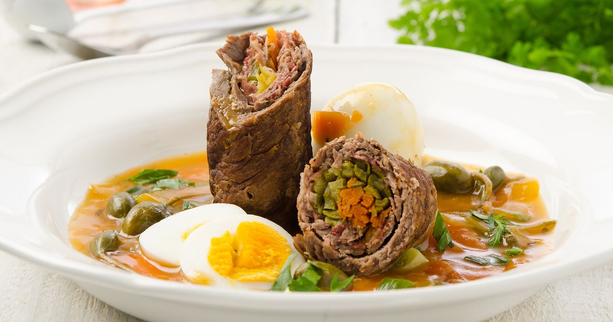 Rindsrouladen vom Almochsen (Beef roulade) - vienna.info