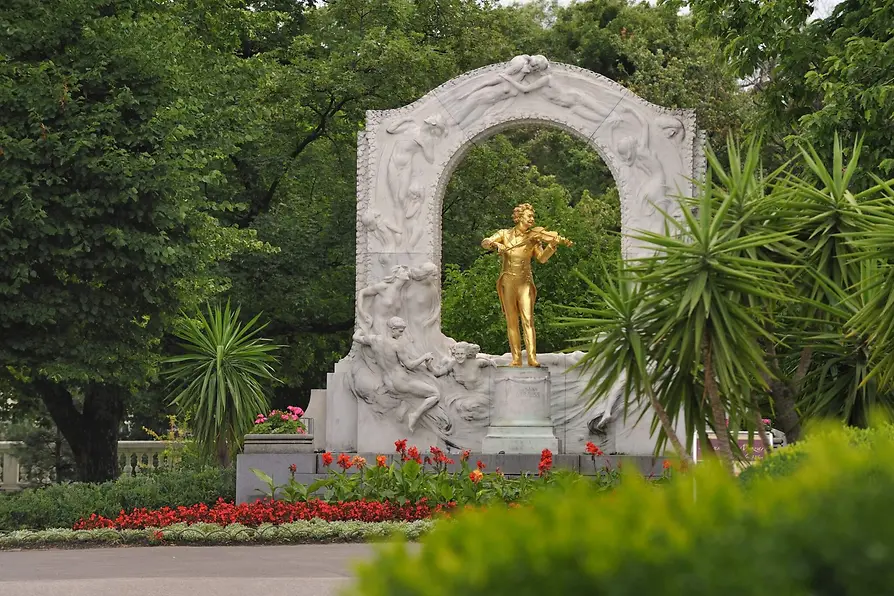 ヨハン・シュトラウス記念像 - wien.info ヨハン・シュトラウス記念像 - wien.info