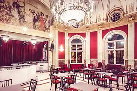 Rote Bar im Volkstheater