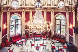Rote Bar im Volkstheater