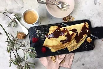 Chocolate-Walnut-Pancakes