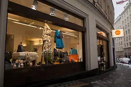 Facciata di un negozio 