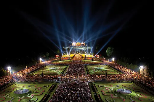 Concert d’une nuit d’été de Schönbrunn de l'Orchestre Philharmonique de Vienne devant le château de Schönbrunn
