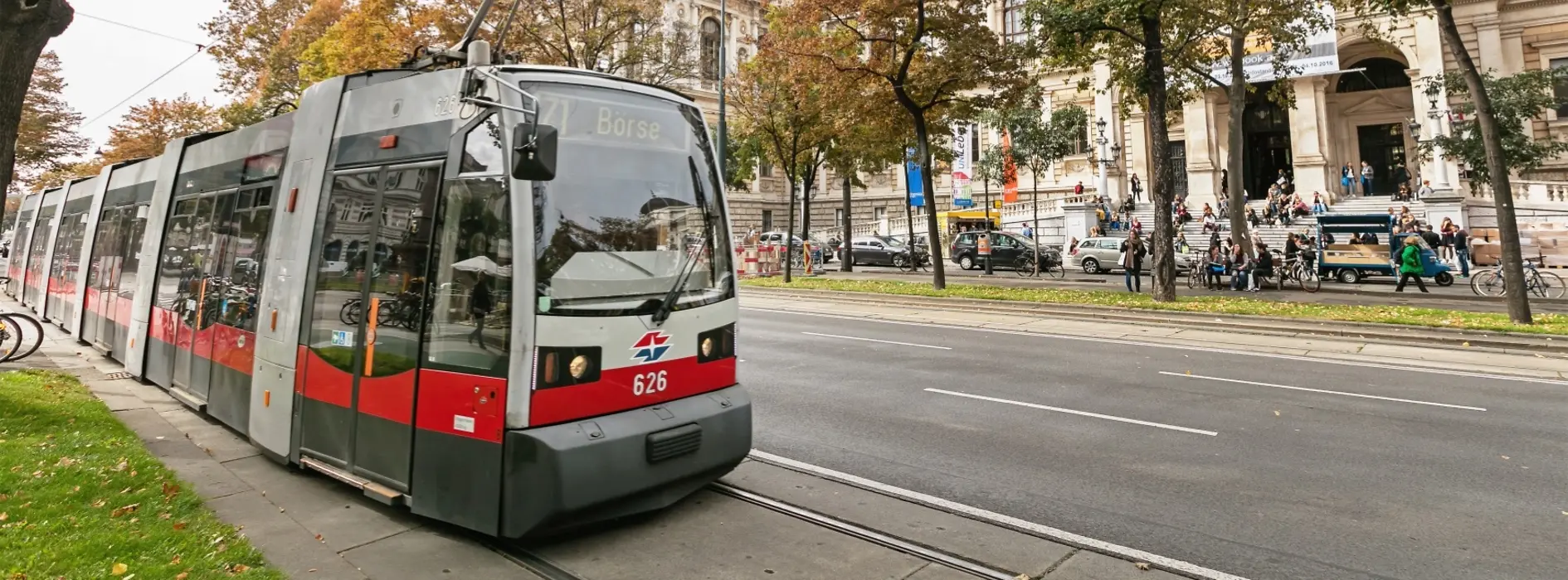 Tramvajová linka 71 na okružní třídě Ringstraße