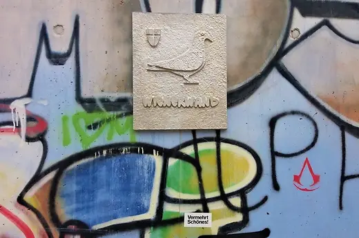 Wiener Taube (which means Viennese pigeon)- Symbol for legally sprayable walls in Vienna