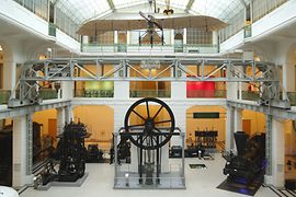 Salone centrale nel Museo della Tecnica