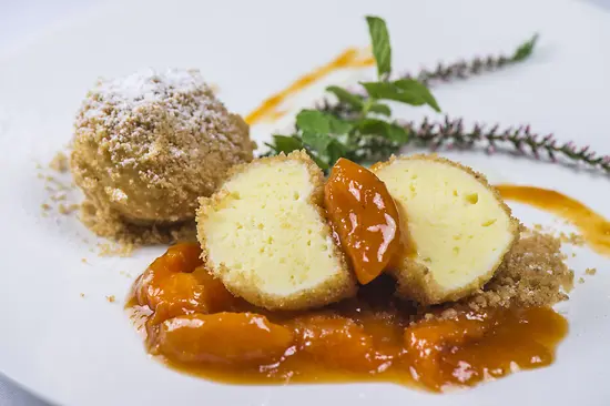 Curd cheese dumplings