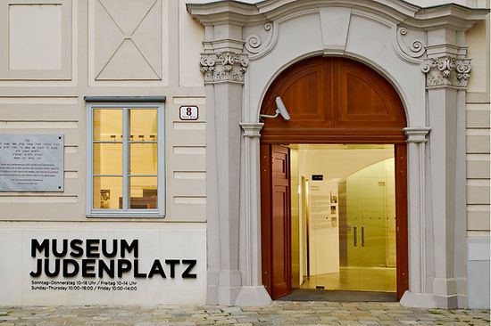 The entrance of Judenplatz Museum